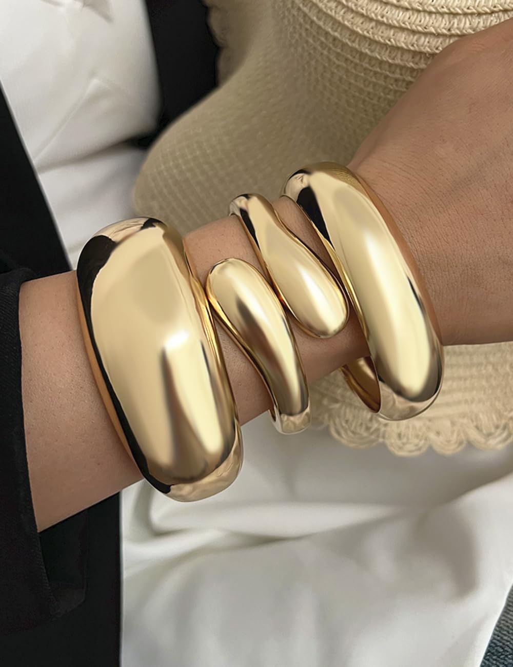 Chunky Gold Bangle Bracelets for Women, Dainty 14k Gold Plated Big Stackable Bangles Set, Trendy Statement Cuff Bracelet Stack Fashion Jewelry Gifts